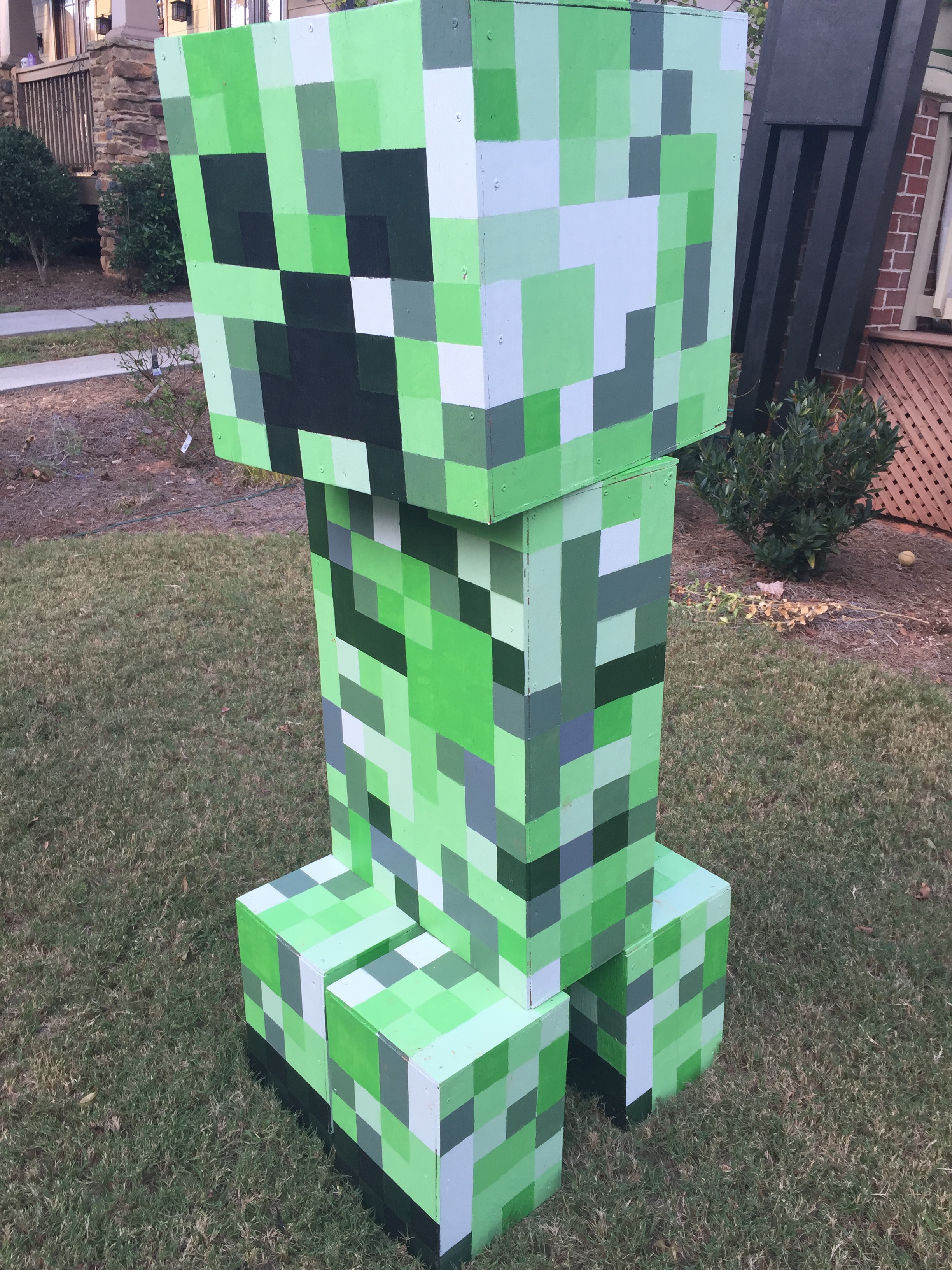 Meet the Cast: Creeper